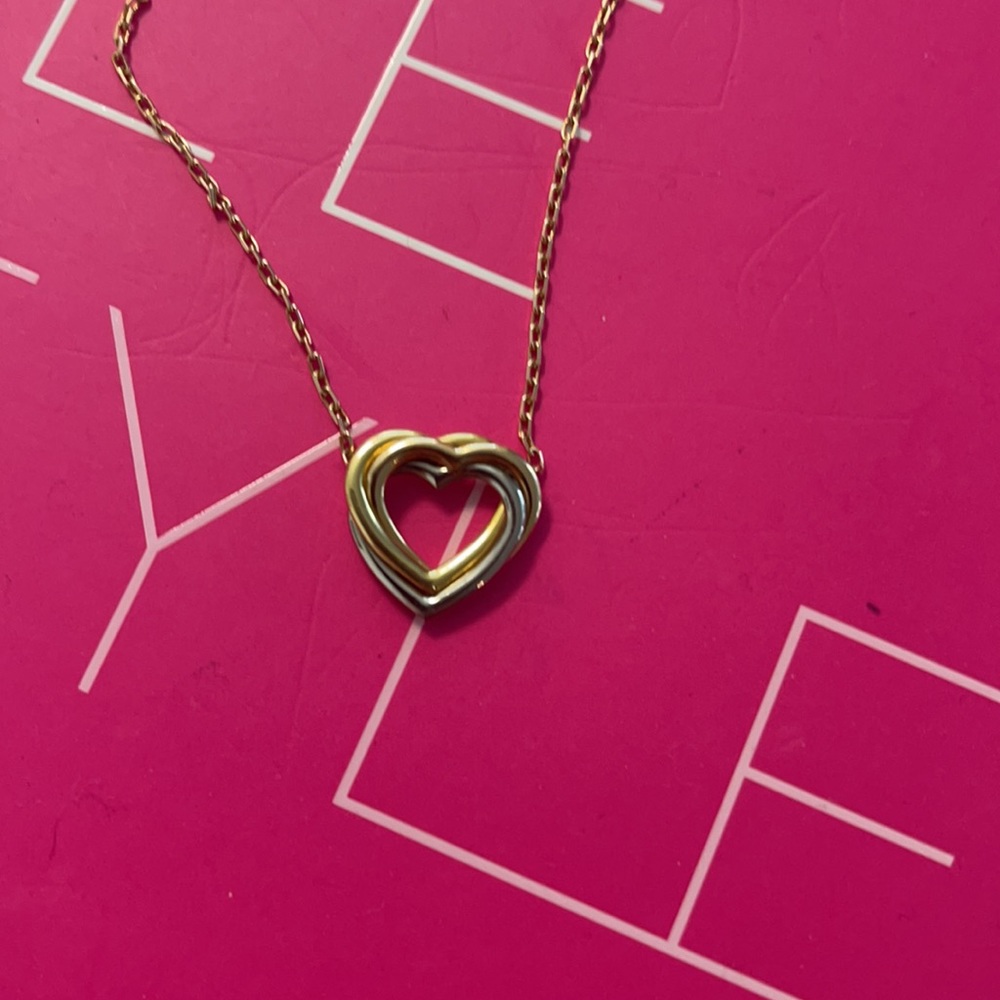 Cartier trinity heart necklace ♥️